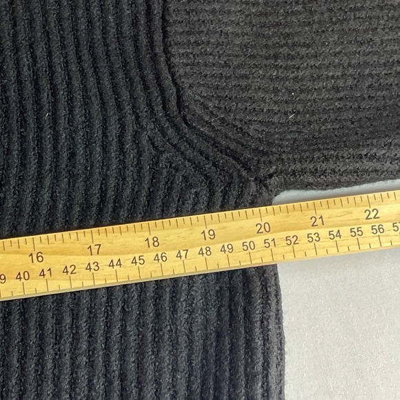 Aritzia Babaton Guell Merino Wool Black Ribbed Cropped Turtleneck Sweater Small - Picture 6 of 7